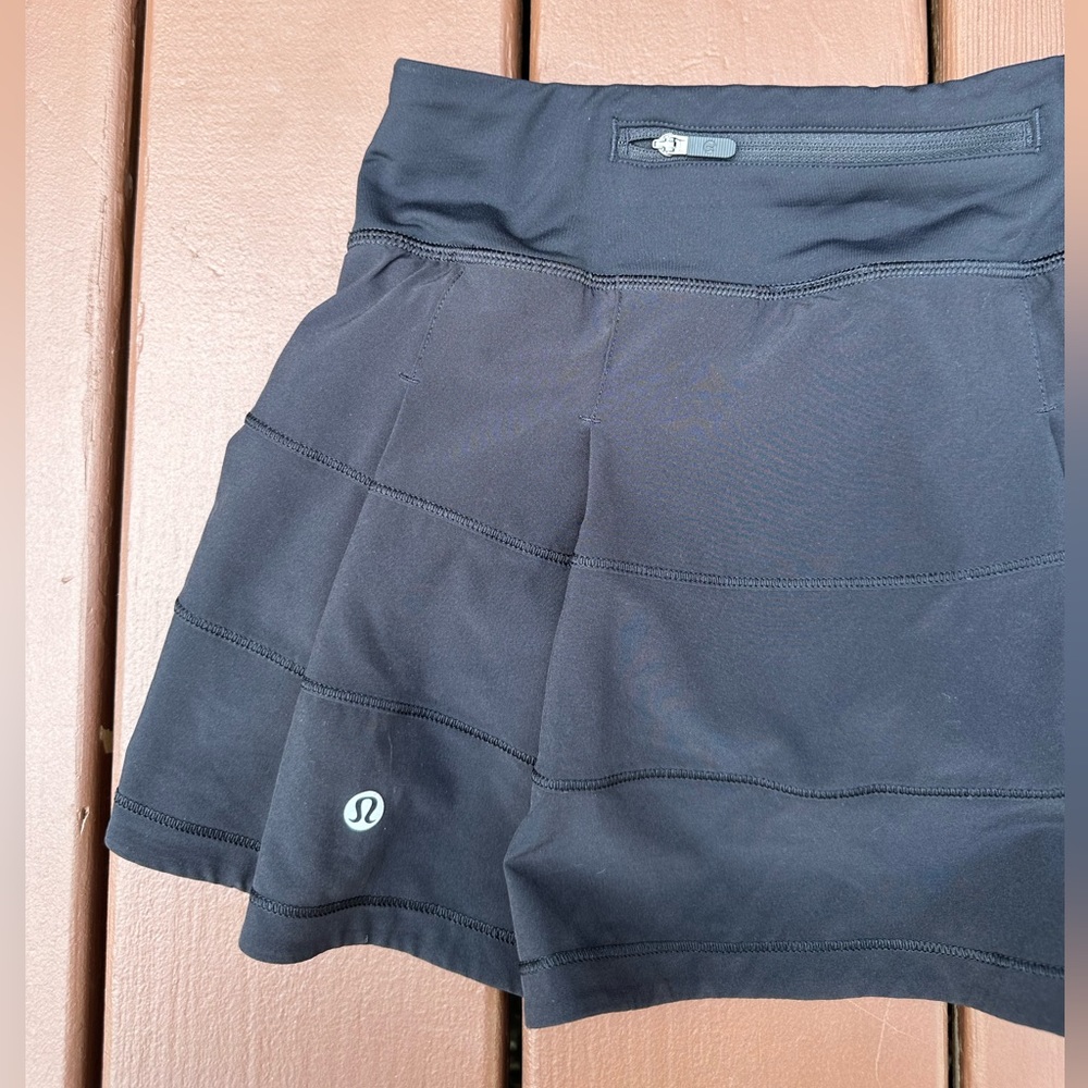 Lulu size 2 Tennis Skirt